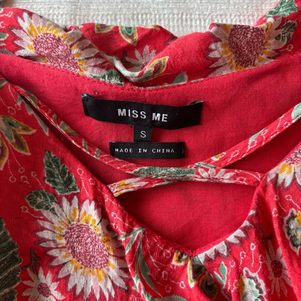 Vintage Y2K Miss Me Red Floral Cold Shoulder Ruffle Blouse Sunflowers Small - Picture 4 of 8